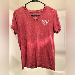ARIAT relaxed fit maroon womens tshirt Small